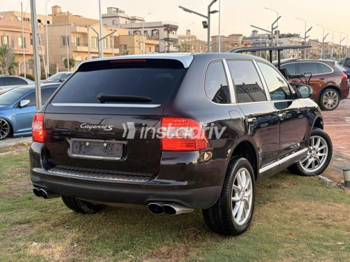 Porsche Cayenne 2006 Black Automatic Used for Sale in Sheikh Zayed City - 3