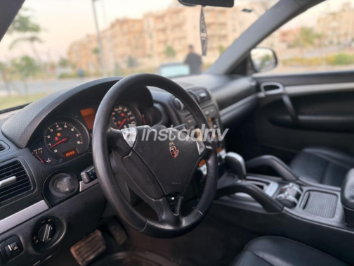 Porsche Cayenne 2006 Black Automatic Used for Sale in Sheikh Zayed City - 7