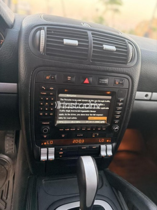 Porsche Cayenne 2006 Black Automatic Used for Sale in Sheikh Zayed City - 9