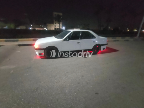 Peugeot 405 1994 White Manual Used for Sale in Greater Cairo ( Cairo + Giza) - 3