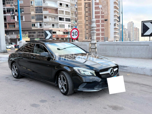 مرسيدس CLA 180 2019 أسود أوتوماتيك مستعملة للبيع في القاهرة الكبرى ( القاهرة - الجيزة) - 1