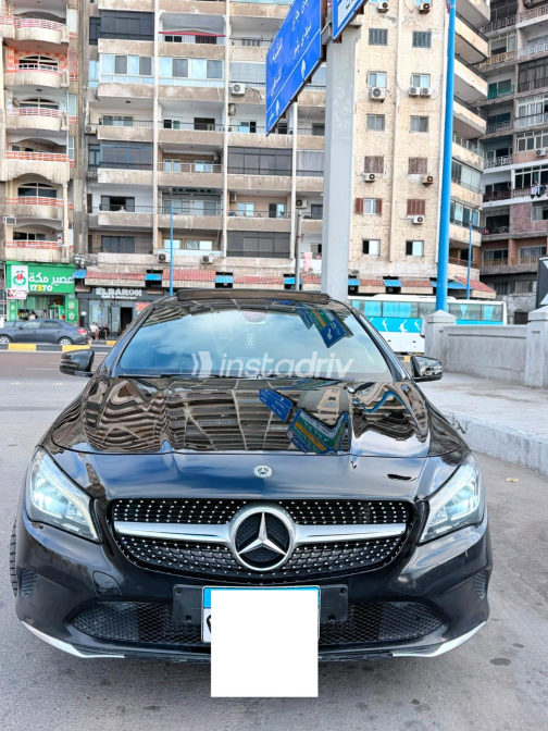 مرسيدس CLA 180 2019 أسود أوتوماتيك مستعملة للبيع في القاهرة الكبرى ( القاهرة - الجيزة) - 3