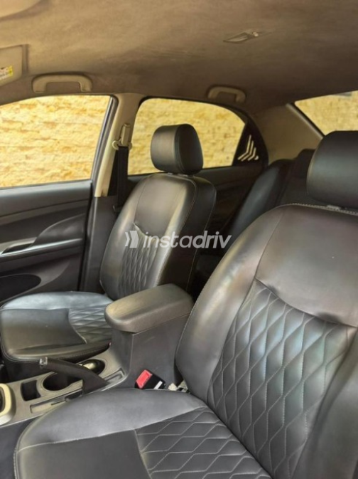 بى واى دى‬ F3 2025 أحمر أوتوماتيك مستعملة للبيع في المهندسين - 6