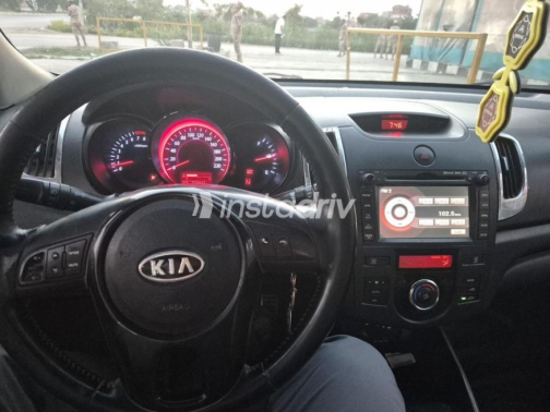 Kia Cerato 2013 Silver Automatic Used for Sale in Ismailia - 1