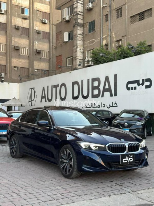 بي ام دبليو 320 2024 أزرق غامق أوتوماتيك مستعملة للبيع في مدينة نصر - 6