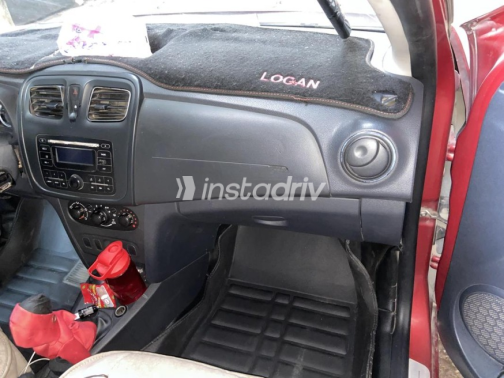 Renault Logan 2017 White Automatic Used for Sale in Greater Cairo ( Cairo + Giza) - 4