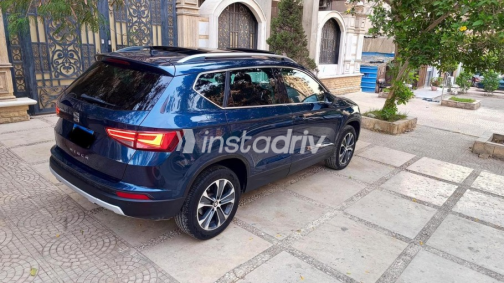Seat Ateca 2019 Dark Blue Automatic Used for Sale in Nasr city - 7
