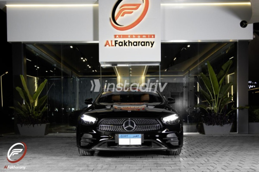 مرسيدس E 200 2023 أسود أوتوماتيك مستعملة للبيع في مدينة الشيخ زايد - 2