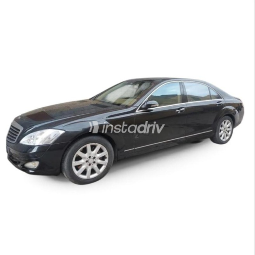 Mercedes S 500 2009 Black Automatic Used for Sale in Cairo - 2