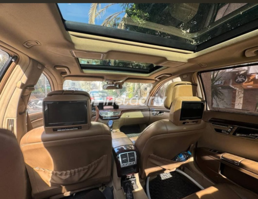 Mercedes S 500 2009 Black Automatic Used for Sale in Cairo - 6