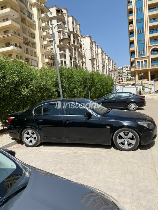 بي ام دبليو 525 2007 أسود أوتوماتيك مستعملة للبيع في القاهرة الكبرى ( القاهرة - الجيزة) - 3