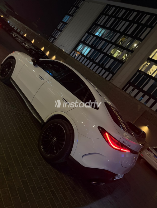 مرسيدس GLC 300 2024 أبيض أوتوماتيك مستعملة للبيع في القاهرة الكبرى ( القاهرة - الجيزة) - 1