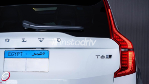 فولفو XC90 2019 أبيض أوتوماتيك مستعملة للبيع في القاهرة الكبرى ( القاهرة - الجيزة) - 8