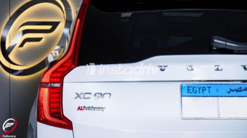 فولفو XC90 2019 أبيض أوتوماتيك مستعملة للبيع في القاهرة الكبرى ( القاهرة - الجيزة) - 9