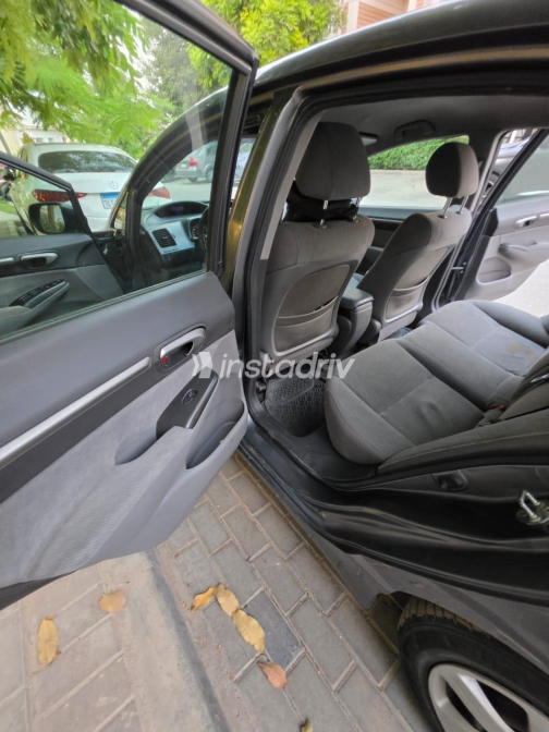 Honda Civic 2009 Gray Automatic Used for Sale in Greater Cairo ( Cairo + Giza) - 2