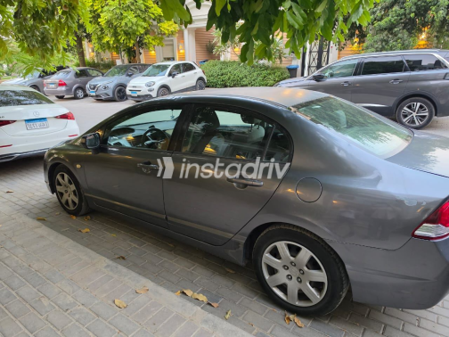 Honda Civic 2009 Gray Automatic Used for Sale in Greater Cairo ( Cairo + Giza) - 8