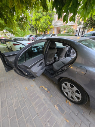 Honda Civic 2009 Gray Automatic Used for Sale in Greater Cairo ( Cairo + Giza)