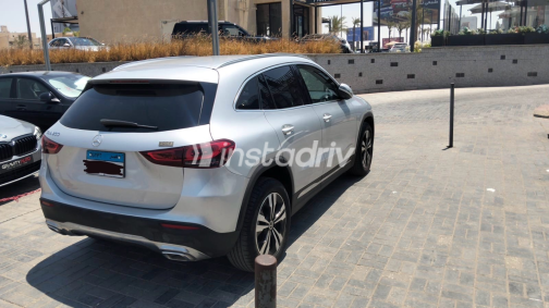 Mercedes GLA 200 2021 Silver Automatic Used for Sale in Greater Cairo ( Cairo + Giza) - 1