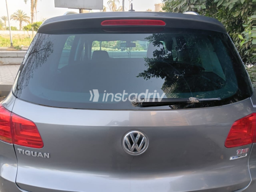 Volkswagen Tiguan 2015 Gray Automatic Used for Sale in Greater Cairo ( Cairo + Giza) - 5