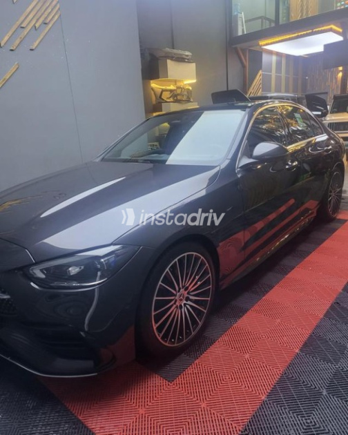Mercedes C 200 2023 White Automatic Used for Sale in Greater Cairo ( Cairo + Giza) - 5