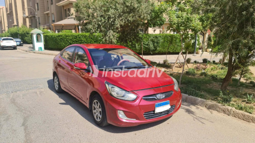Hyundai Accent 2012 White Automatic Used for Sale in Greater Cairo ( Cairo + Giza) - 3