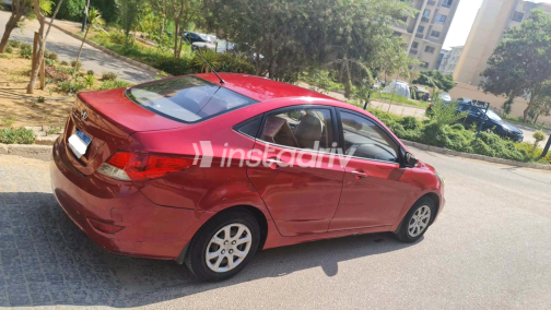 Hyundai Accent 2012 White Automatic Used for Sale in Greater Cairo ( Cairo + Giza) - 7