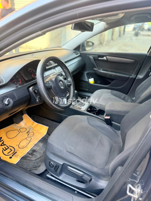 Volkswagen Passat 2011 Gray Automatic Used for Sale in Greater Cairo ( Cairo + Giza) - 6