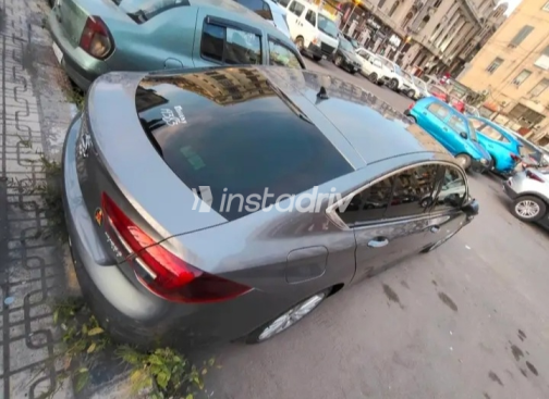 Opel Insignia 2019 Gray Automatic Used for Sale in Greater Cairo ( Cairo + Giza) - 2