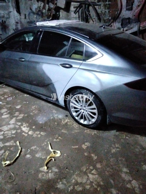 Opel Insignia 2019 Gray Automatic Used for Sale in Greater Cairo ( Cairo + Giza) - 4