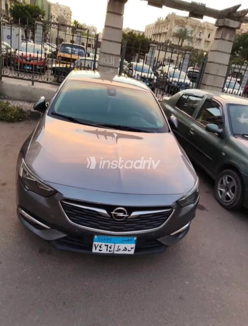 Opel Insignia 2019 Gray Automatic Used for Sale in Greater Cairo ( Cairo + Giza) - 5