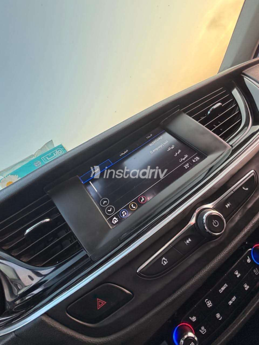 Opel Insignia 2019 Gray Automatic Used for Sale in Greater Cairo ( Cairo + Giza) - 10