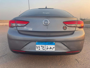 Opel Insignia 2019 Gray Automatic Used for Sale in Greater Cairo ( Cairo + Giza)