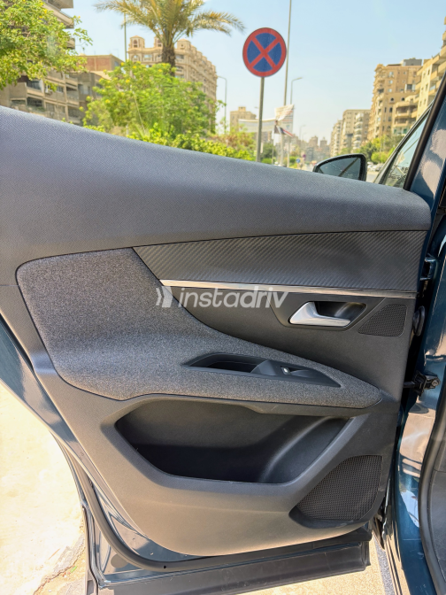 Peugeot 3008 2022 White Automatic Used for Sale in Greater Cairo ( Cairo + Giza) - 2