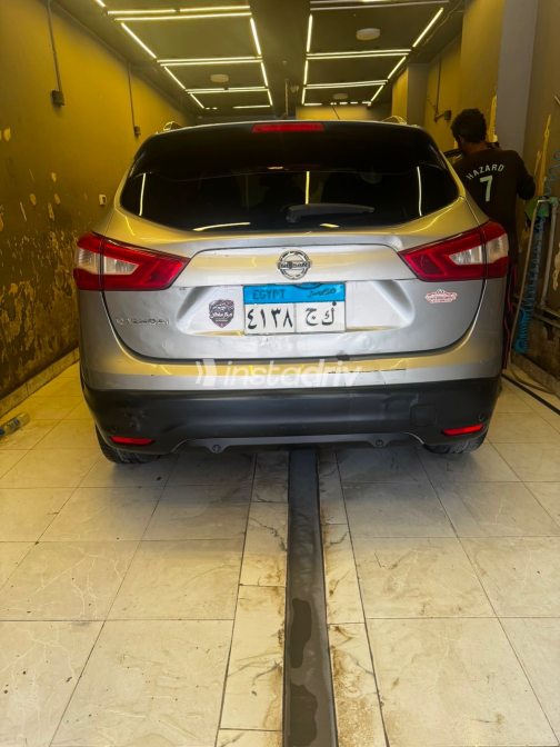 Nissan Qashqai 2017 Silver Automatic Used for Sale in Greater Cairo ( Cairo + Giza) - 2