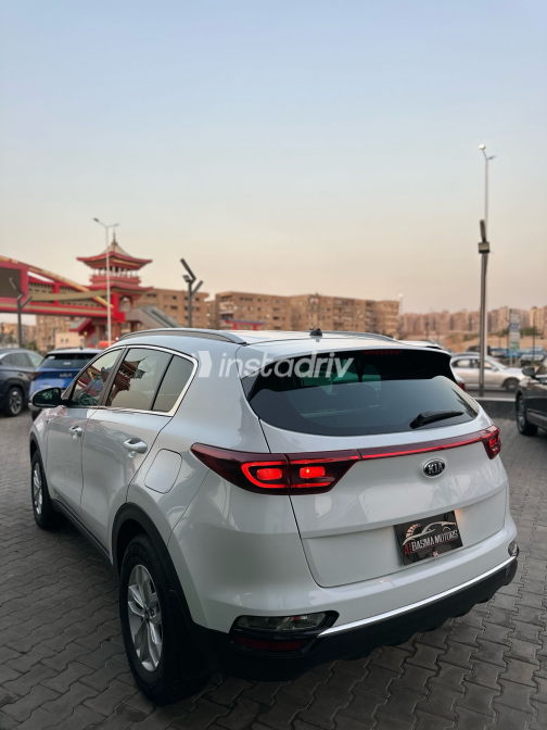 Kia Sportage 2020 White Automatic Used for Sale in Greater Cairo ( Cairo + Giza) - 1