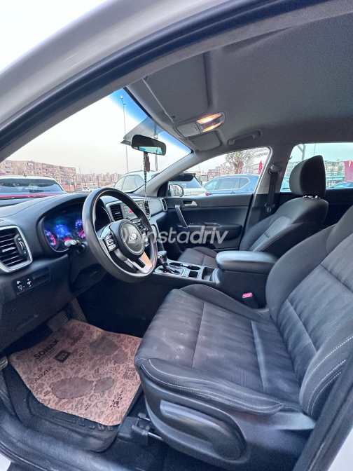 Kia Sportage 2020 White Automatic Used for Sale in Greater Cairo ( Cairo + Giza) - 9