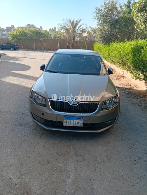 Skoda Octavia A7 2016 Champagne Automatic Used for Sale in Greater Cairo ( Cairo + Giza) - 5