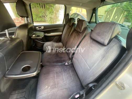 Peugeot 207 SW 2007 Silver Automatic Used for Sale in 6 October - 7