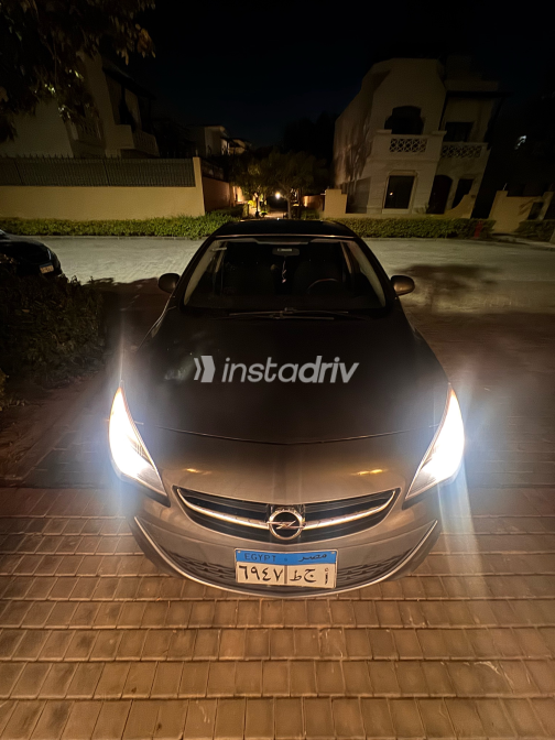 Opel Astra 2020 Gray Automatic Used for Sale in Greater Cairo ( Cairo + Giza) - 3