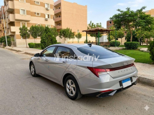 هيونداي إلنترا سى ان 7 2021 رمادي غامق أوتوماتيك مستعملة للبيع في أسيوط - 3