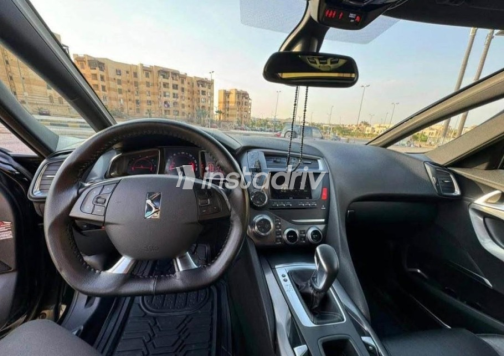 Citroën Ds5 2016 Black Automatic Used for Sale in Maadi - 6