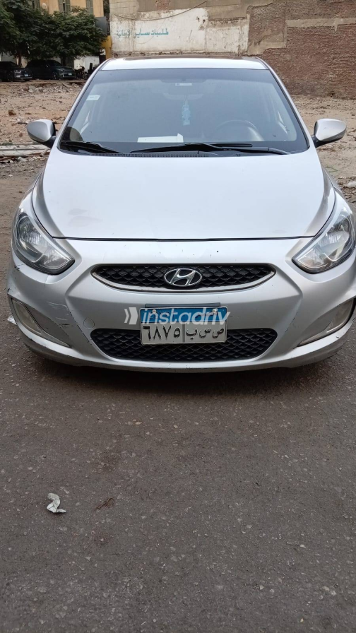 Hyundai Accent RB 2022 Silver Automatic Used for Sale in Greater Cairo ( Cairo + Giza) - 3