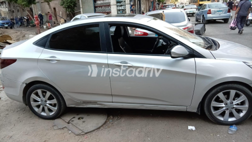 Hyundai Accent RB 2022 Silver Automatic Used for Sale in Greater Cairo ( Cairo + Giza) - 4