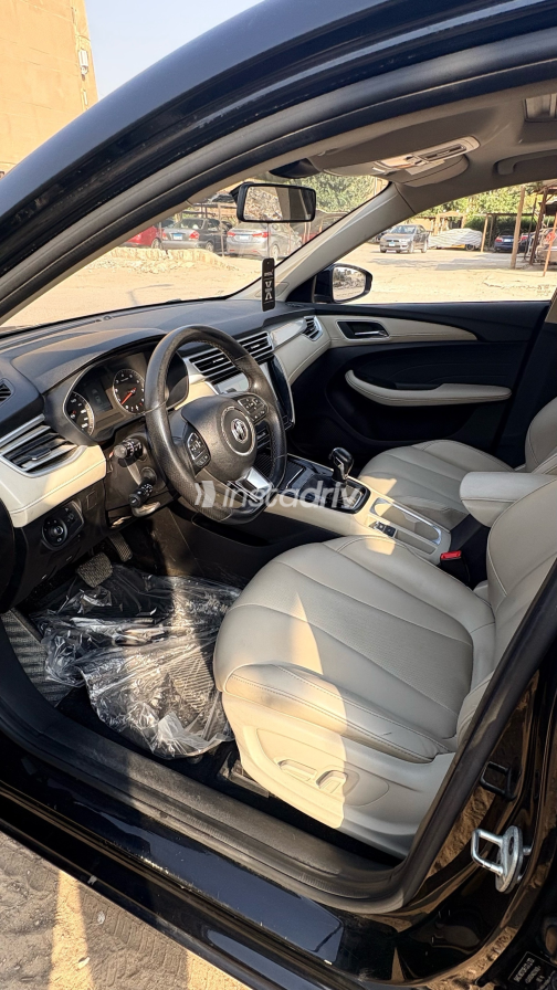 ام جى 5 2021 أسود CVT مستعملة للبيع في القاهرة الكبرى ( القاهرة - الجيزة) - 3