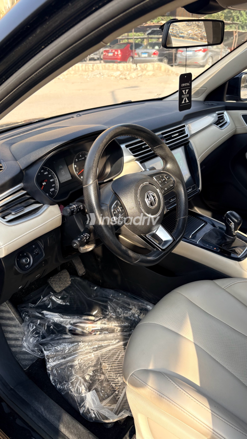 ام جى 5 2021 أسود CVT مستعملة للبيع في القاهرة الكبرى ( القاهرة - الجيزة) - 6