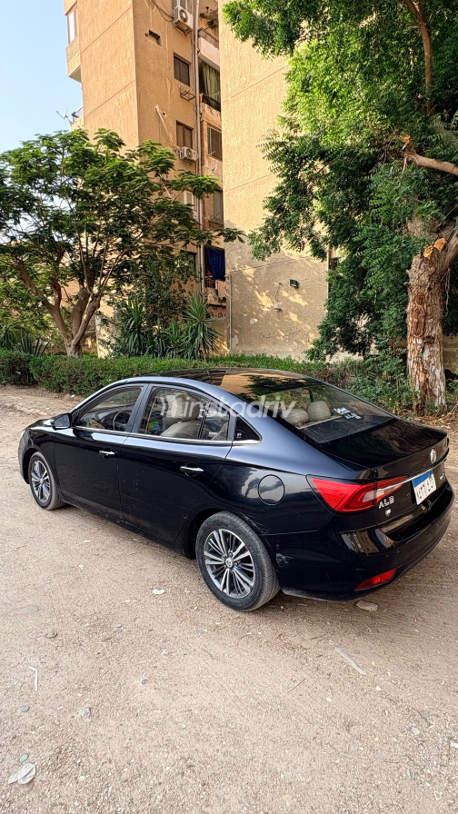 ام جى 5 2021 أسود CVT مستعملة للبيع في القاهرة الكبرى ( القاهرة - الجيزة) - 7