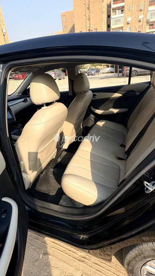 ام جى 5 2021 أسود CVT مستعملة للبيع في القاهرة الكبرى ( القاهرة - الجيزة) - 8