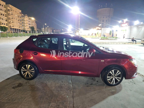 Seat Ibiza 2015 White Automatic Used for Sale in Greater Cairo ( Cairo + Giza) - 4