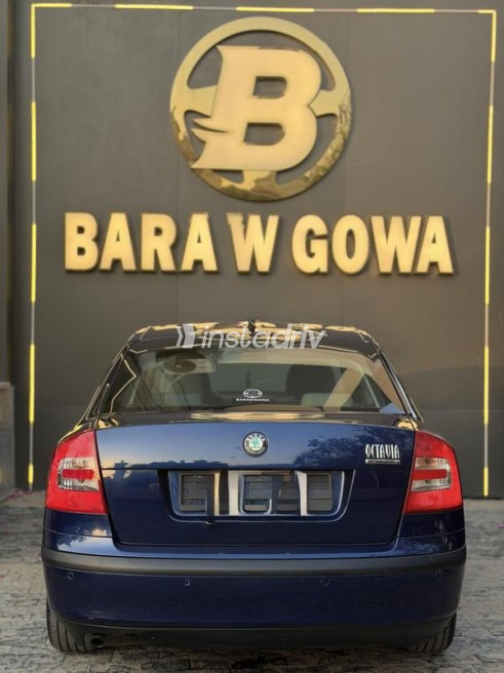 Skoda Octavia 2008 Dark Blue Automatic Used for Sale in Sheikh Zayed City - 3
