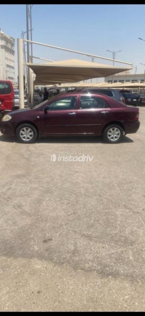 Toyota Corolla 2004 Dark Red Automatic Used for Sale in Cairo - 2